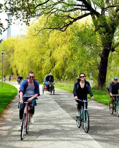 Toronto Island trail