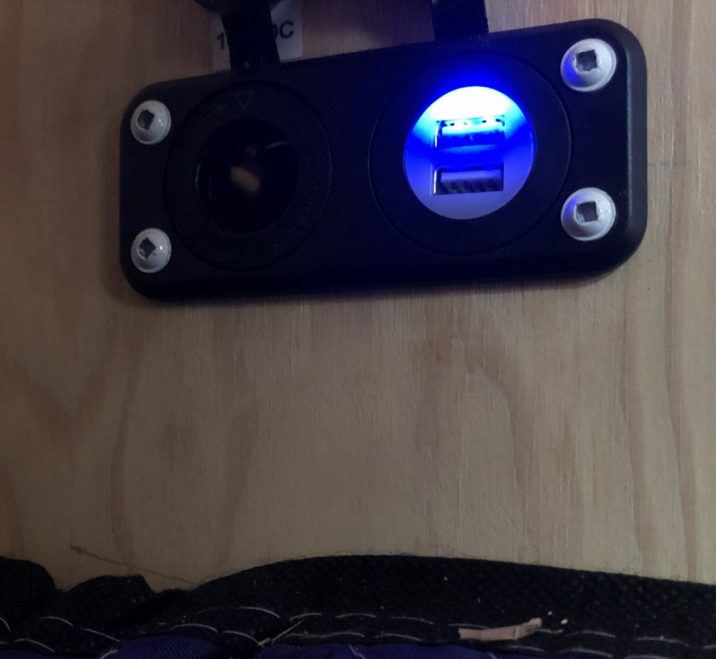 FORD_DC_USB_OUTLET FORD_DC_USB_OUTLET